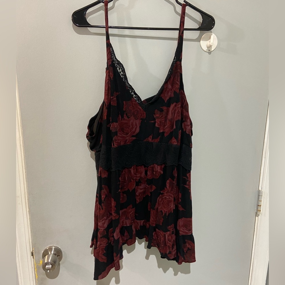 Torrid Shirt - Size 4 - black and red floral.